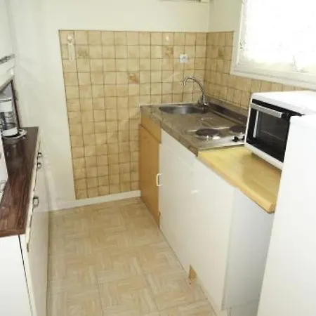 Apartment Le Jasmin - Paisible , Quartier Tranquille ! Mae-6724