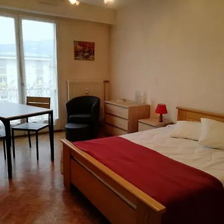 Le Jasmin - Paisible , Quartier Tranquille ! Mae-6724 דירה *